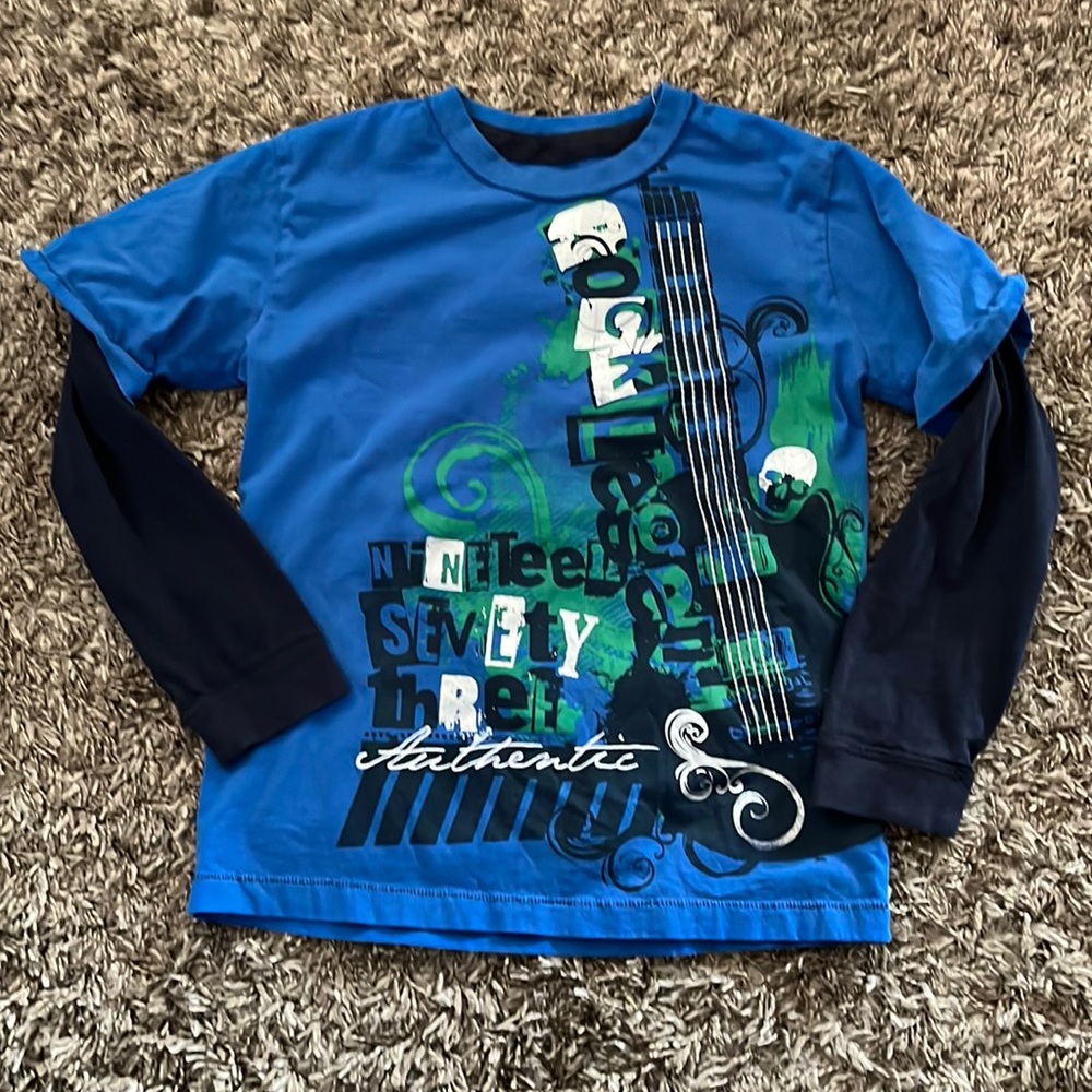 Cherokee Boy Size 14/16 Long-sleeve graphic t-shirt